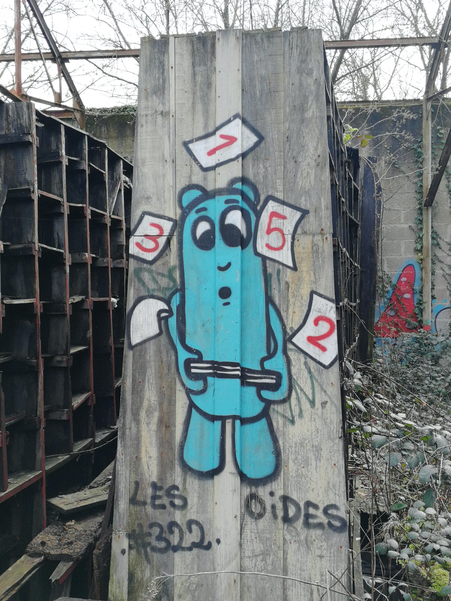 Graffiti 1249 Les oides #322 de Les Oides capturé par Rabot à Saint-Nicolas-de-Redon France