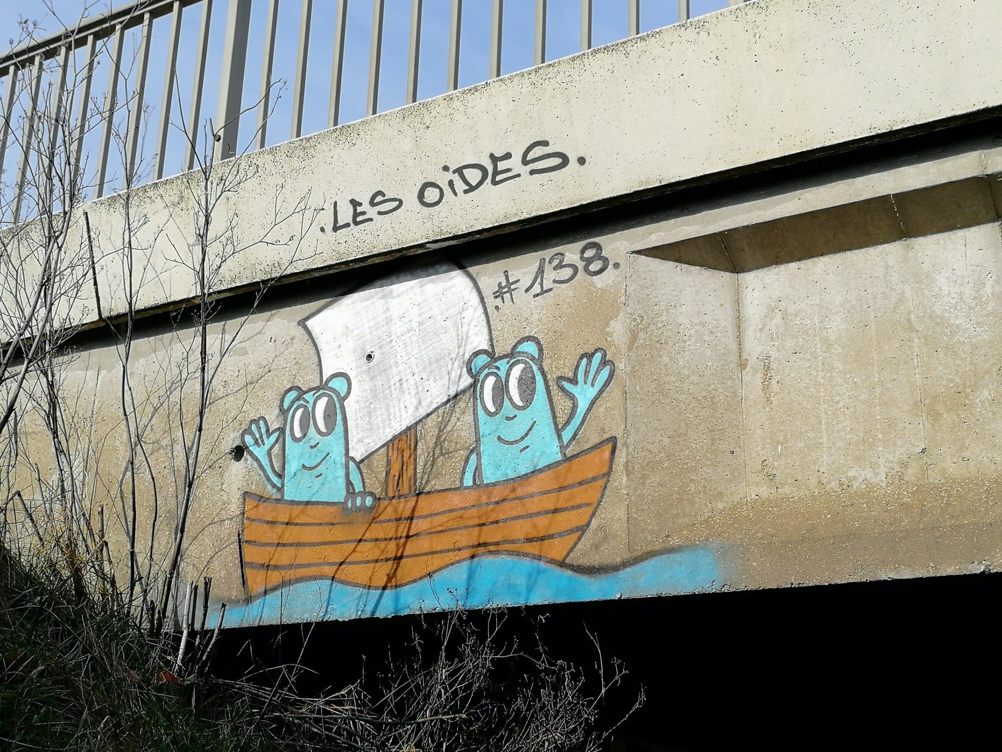 Graffiti 1320 Les oides #138 by the artist Les Oides captured by Rabot in Saint-Nazaire France