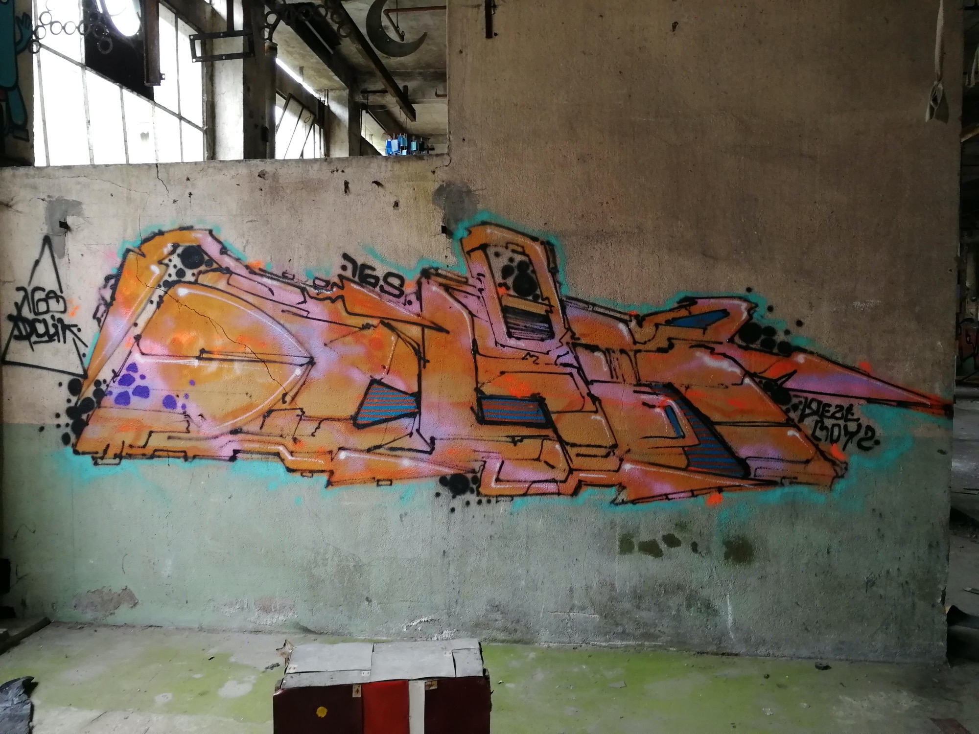 Graffiti 1377  capturé par Rabot à Issé France