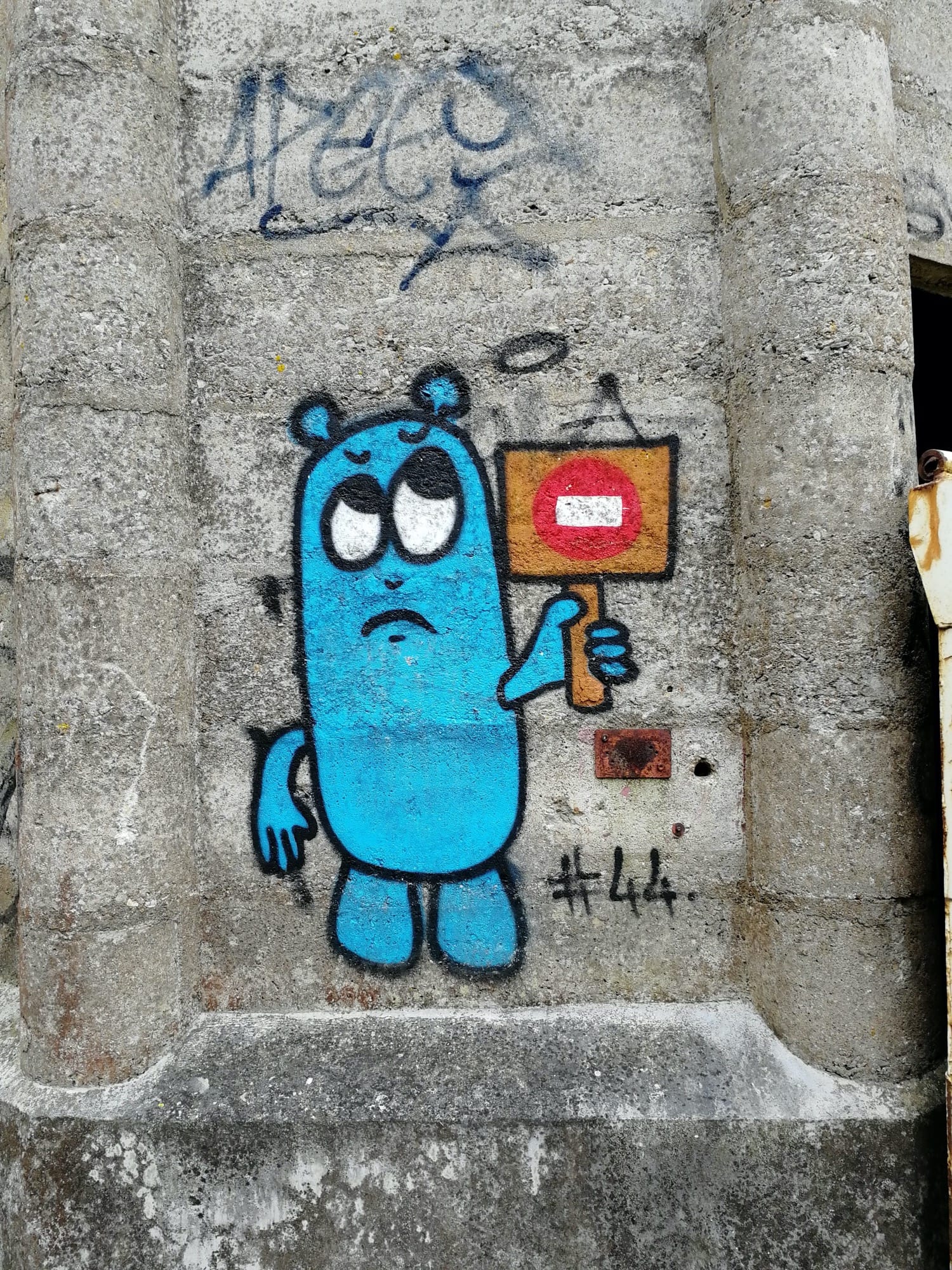 Graffiti 1409 Les oides #44 de Les Oides capturé par Rabot à Issé France