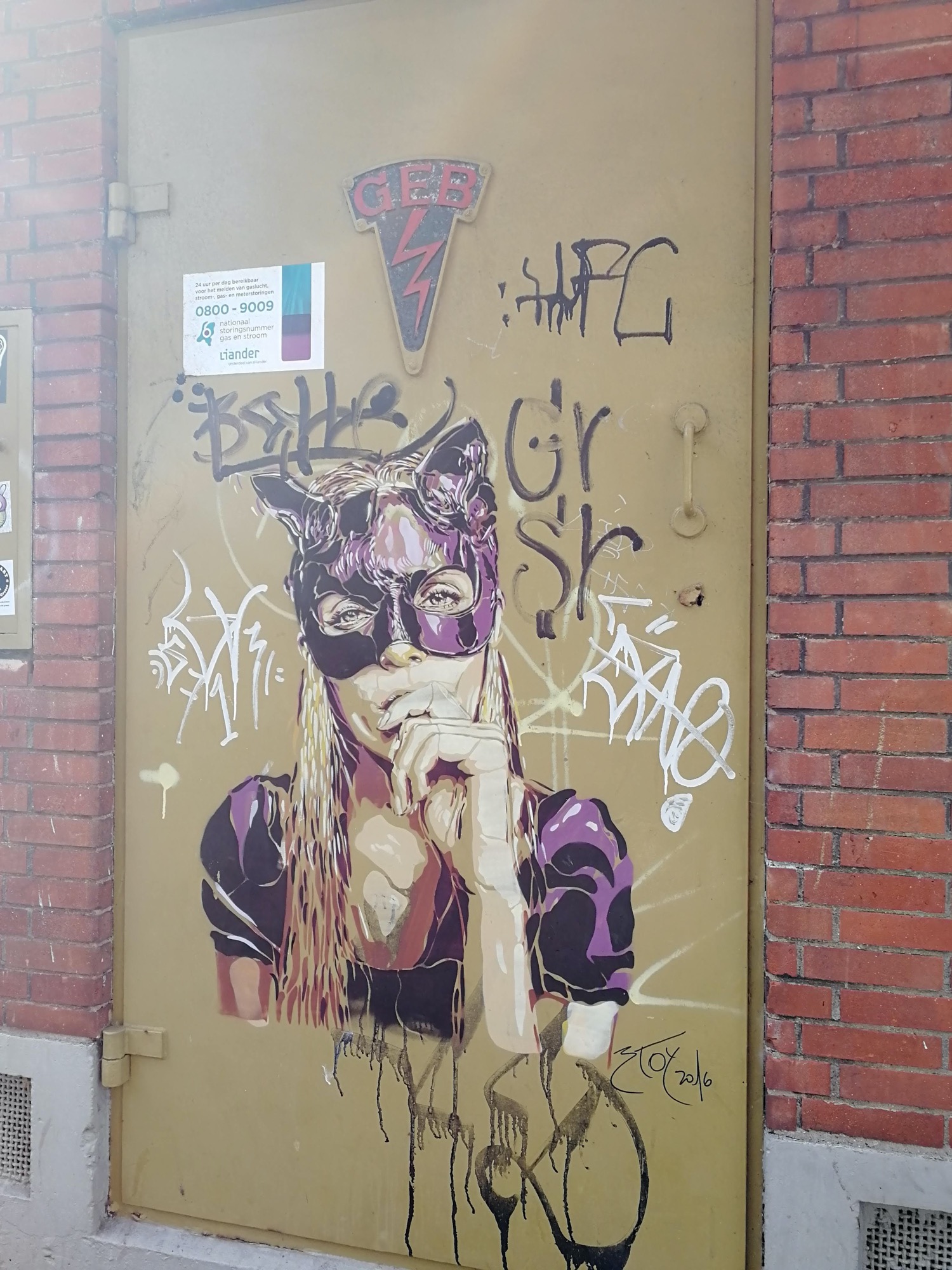 Graffiti 1758 Cat woman captured by Rabot in Amsterdam Netherlands
