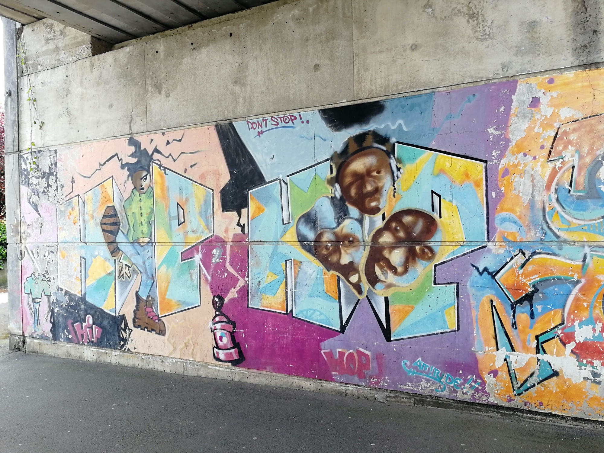 Graffiti 1799  captured by Rabot in Nantes France