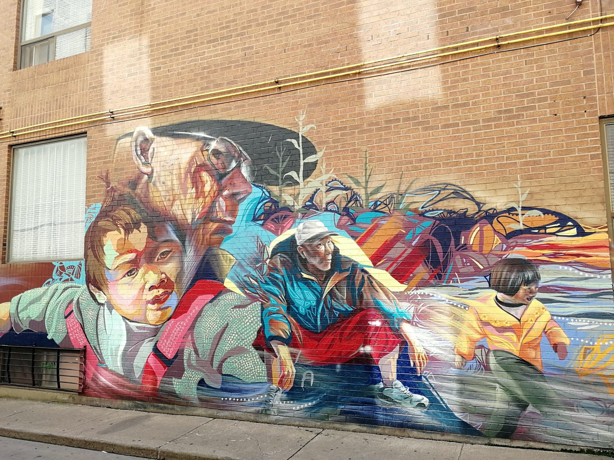 Graffiti 2355  captured by Rabot in Toronto Canada