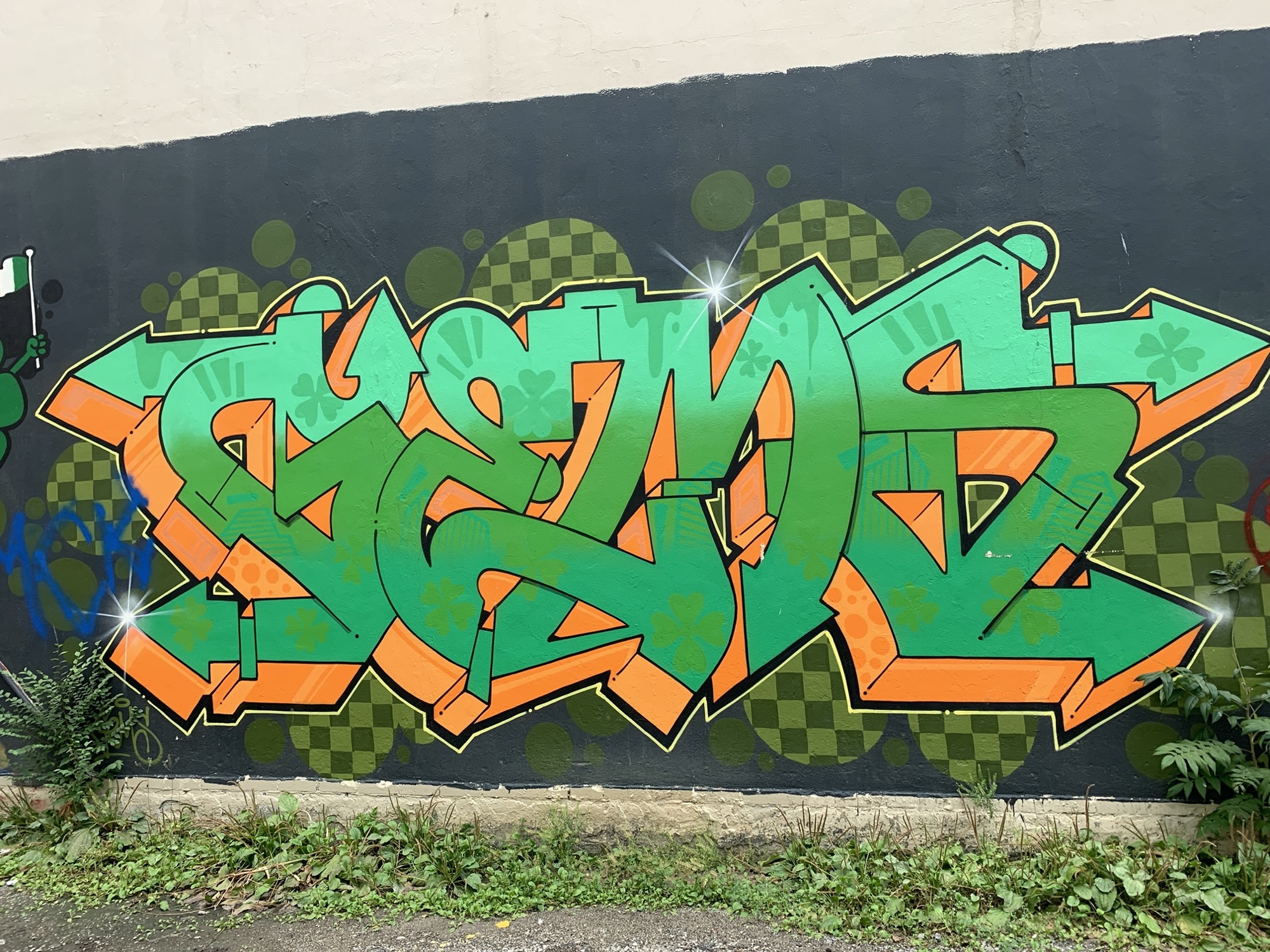 Graffiti 2466  capturé par Rabot à Toronto Canada