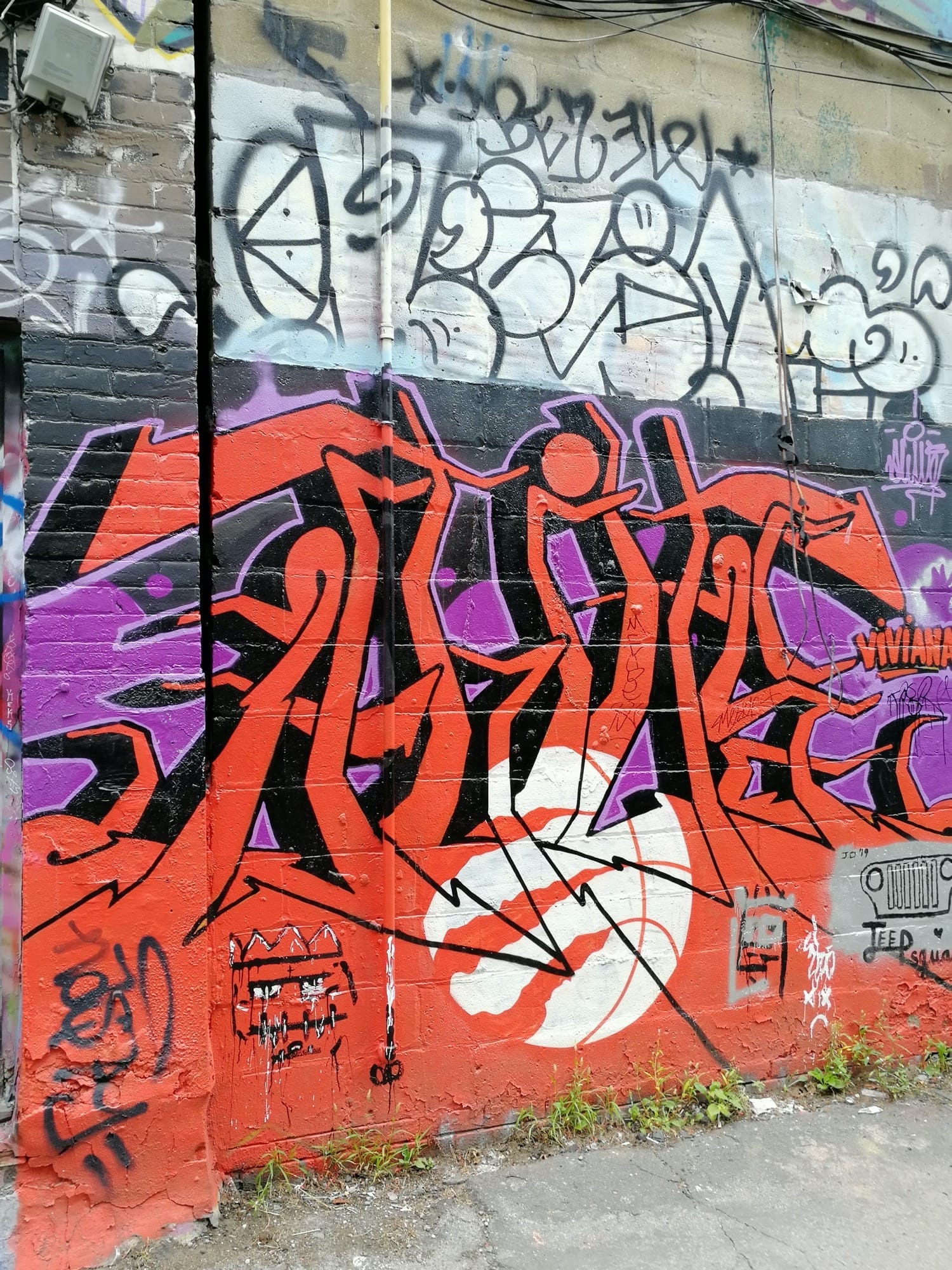 Graffiti 2546  capturé par Rabot à Toronto Canada