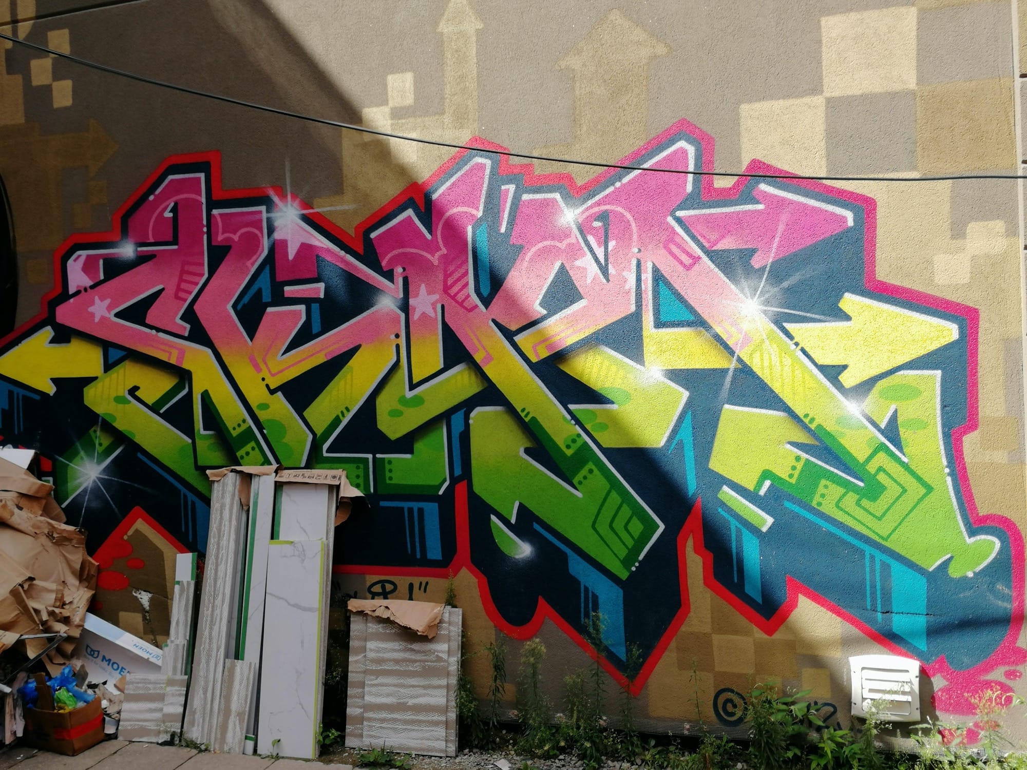 Graffiti 2562  capturé par Rabot à Toronto Canada