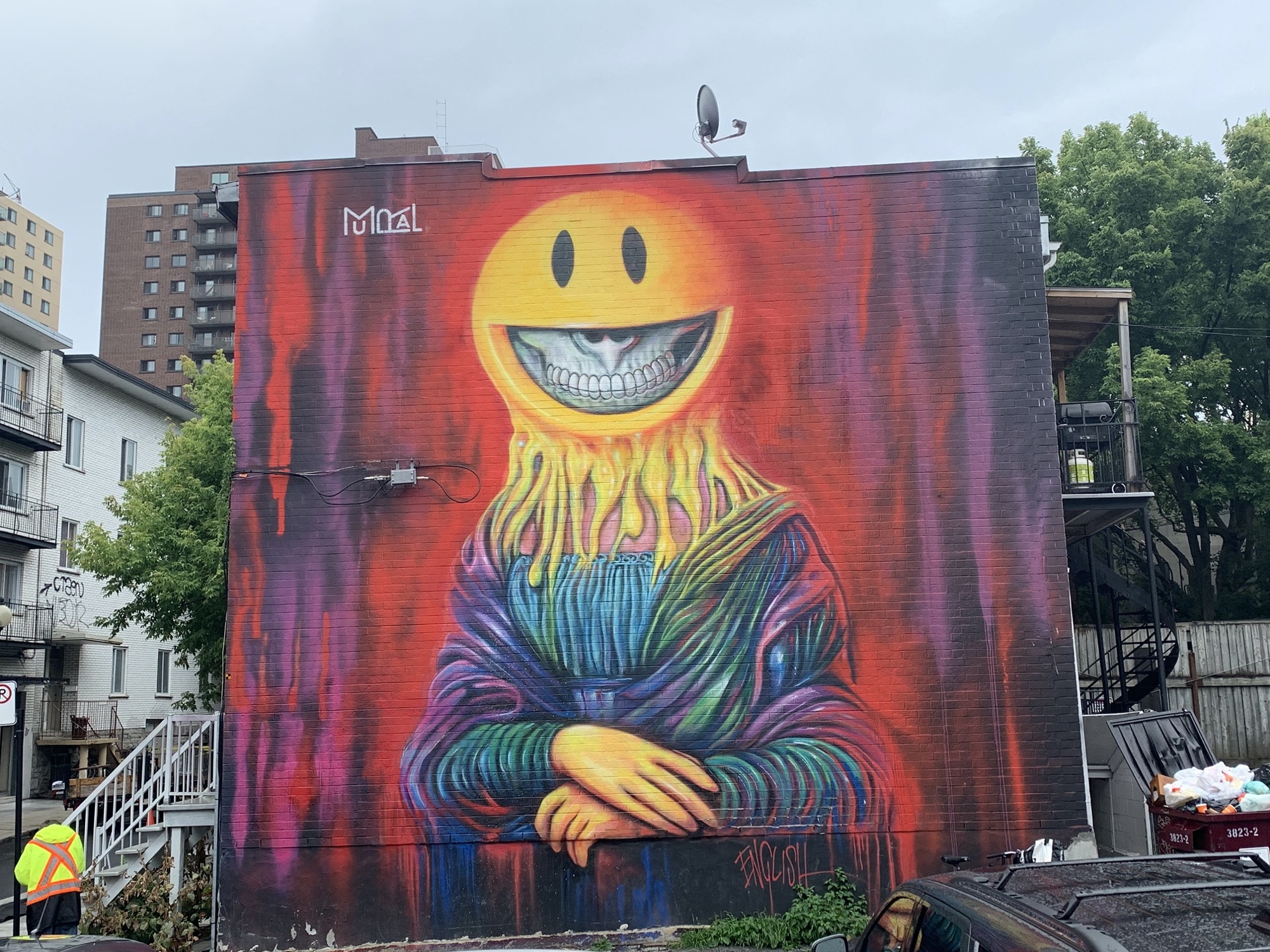 Graffiti 2908  by the artist Ron English captured by Rabot in Montréal Canada