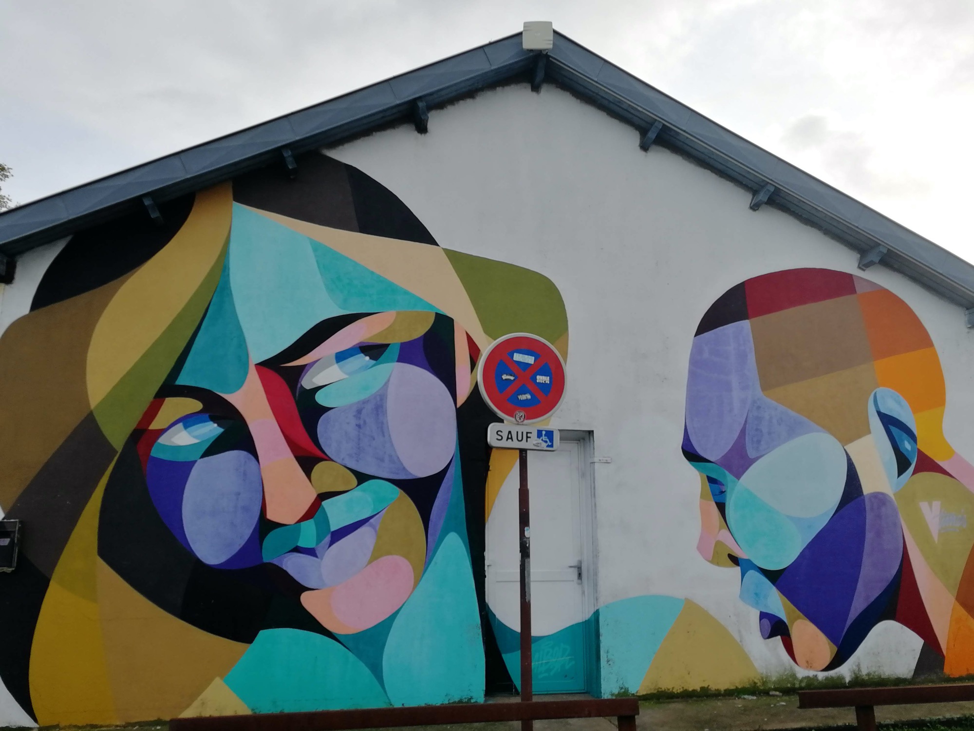 Graffiti 3000  by the artist Alber captured by Rabot in Nantes France