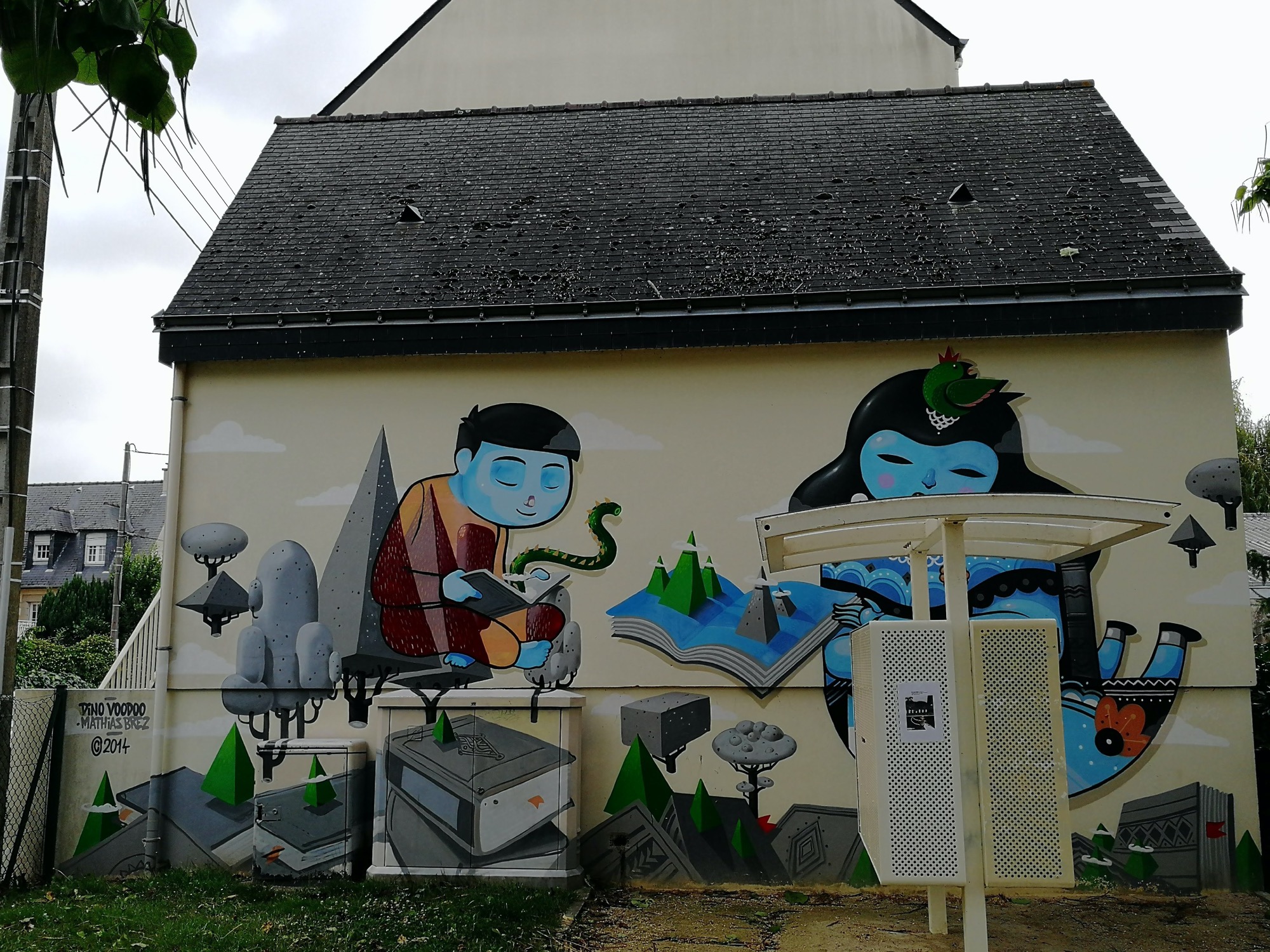 Graffiti 3020  de Dino Voodoo capturé par Rabot à Rennes France
