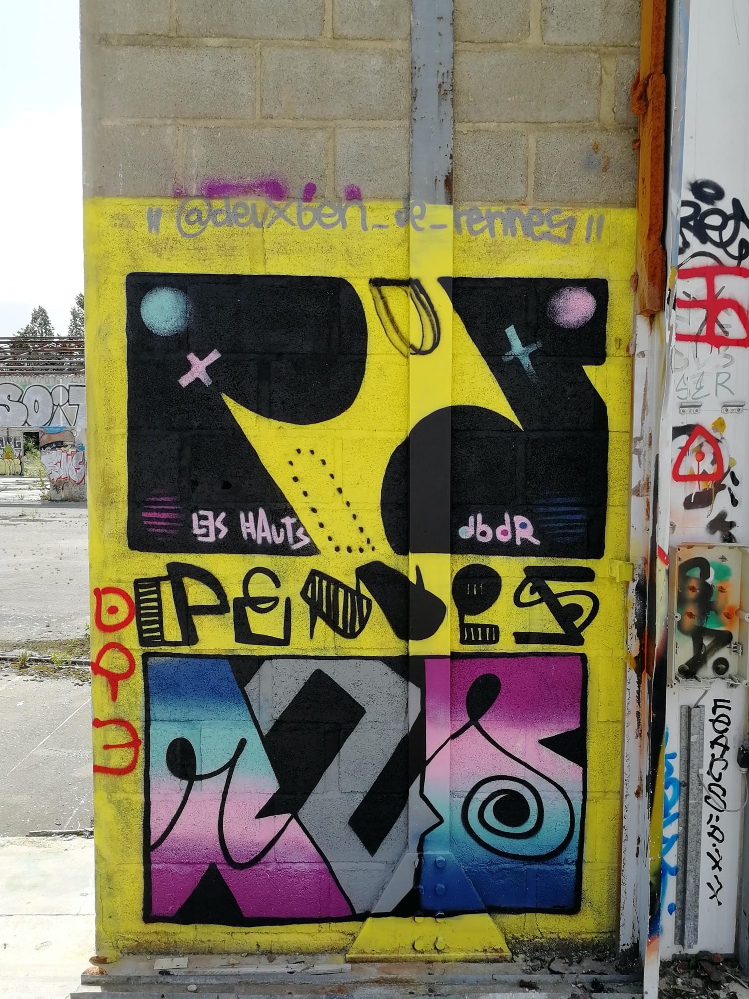 Graffiti 3055  de Deuxben de Rennes capturé par Rabot à Chantepie France
