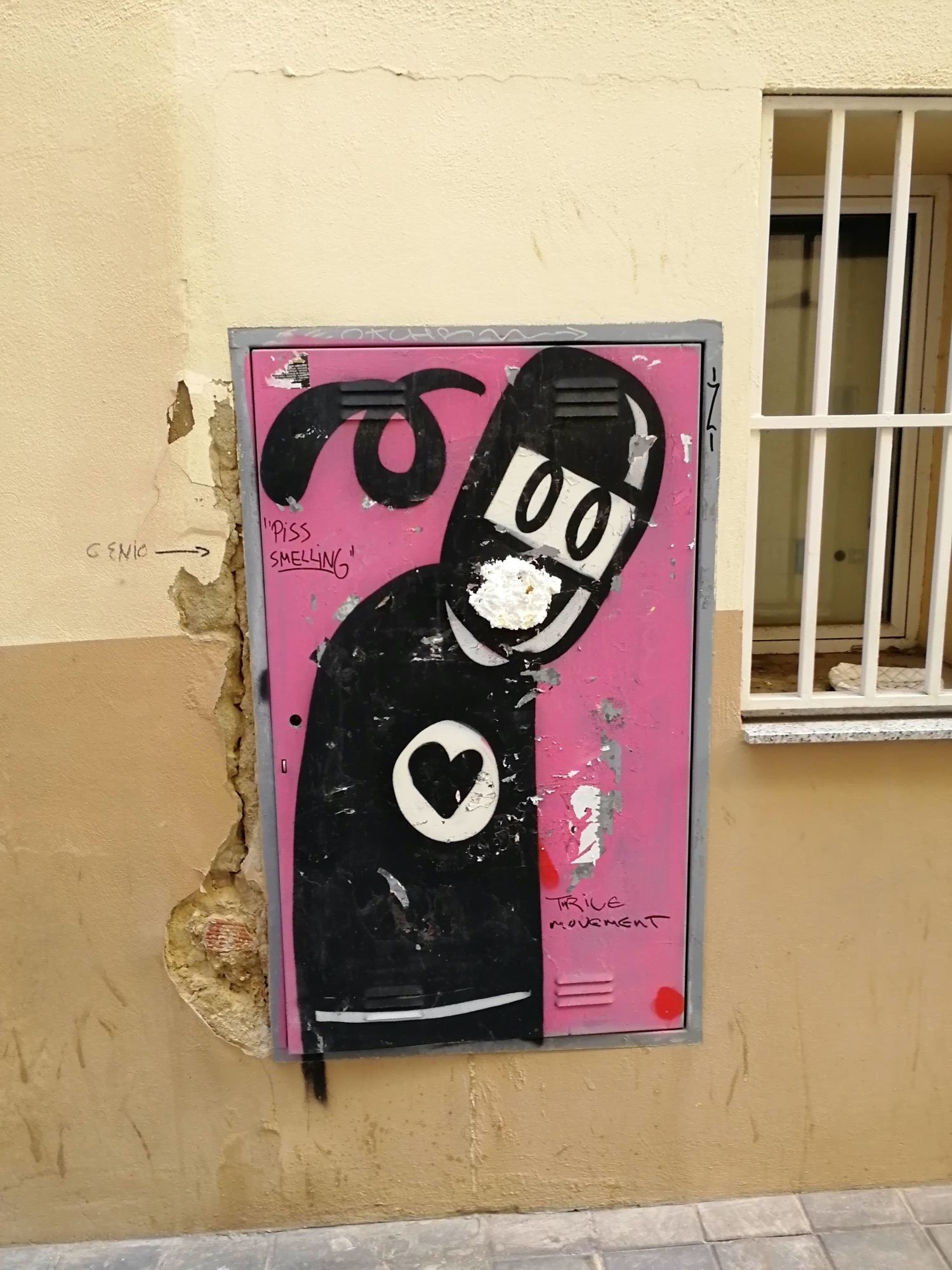 Graffiti 3295  by the artist David de Limon captured by Rabot in València Spain