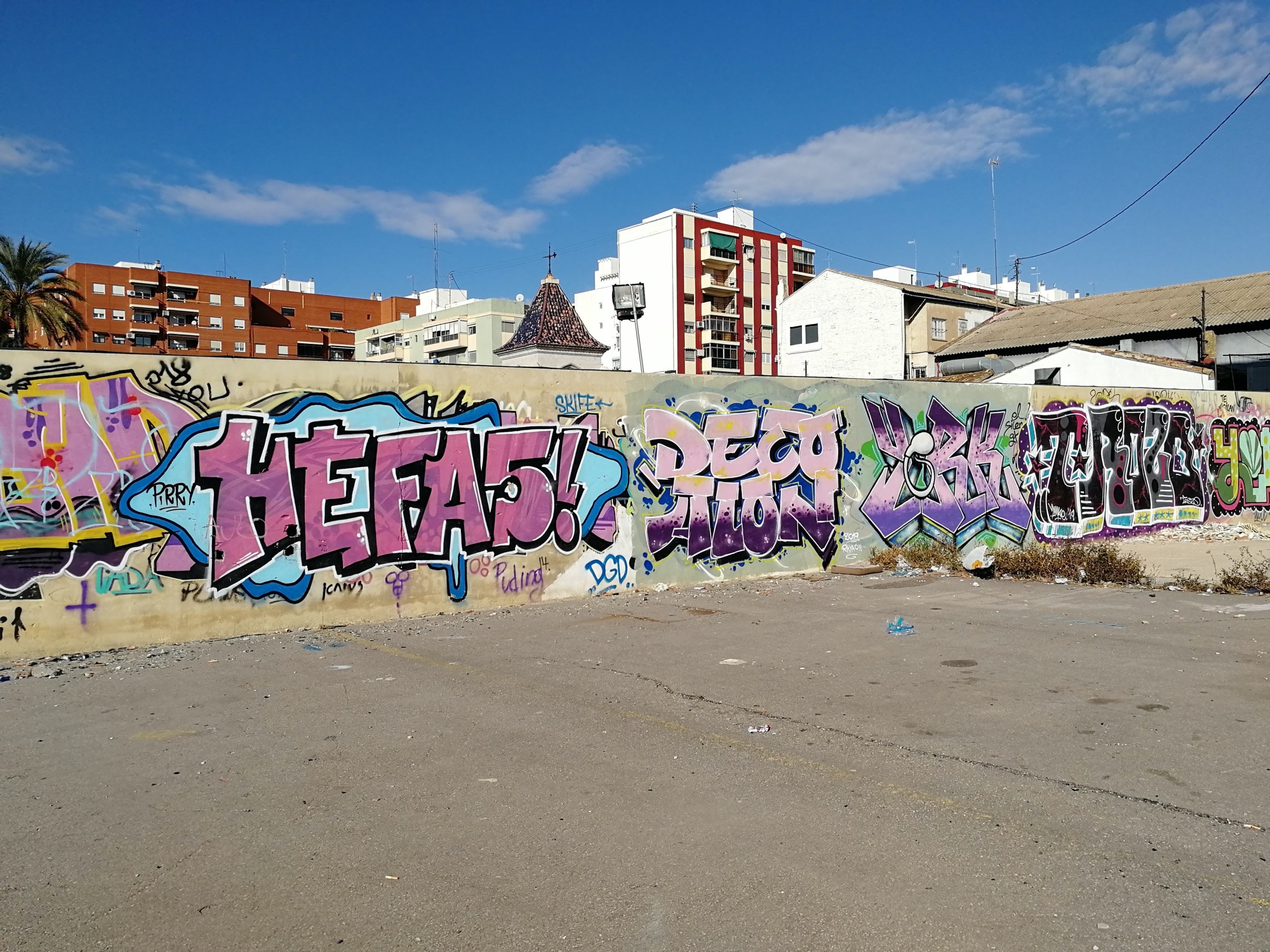 Graffiti 3432  captured by Rabot in València Spain