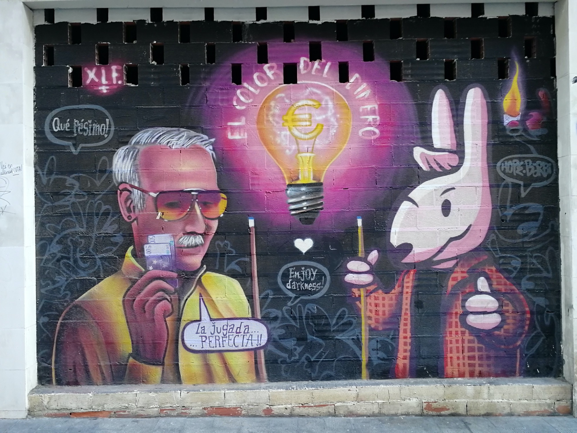 Graffiti 3737  de Barbi capturé par Rabot à València Spain