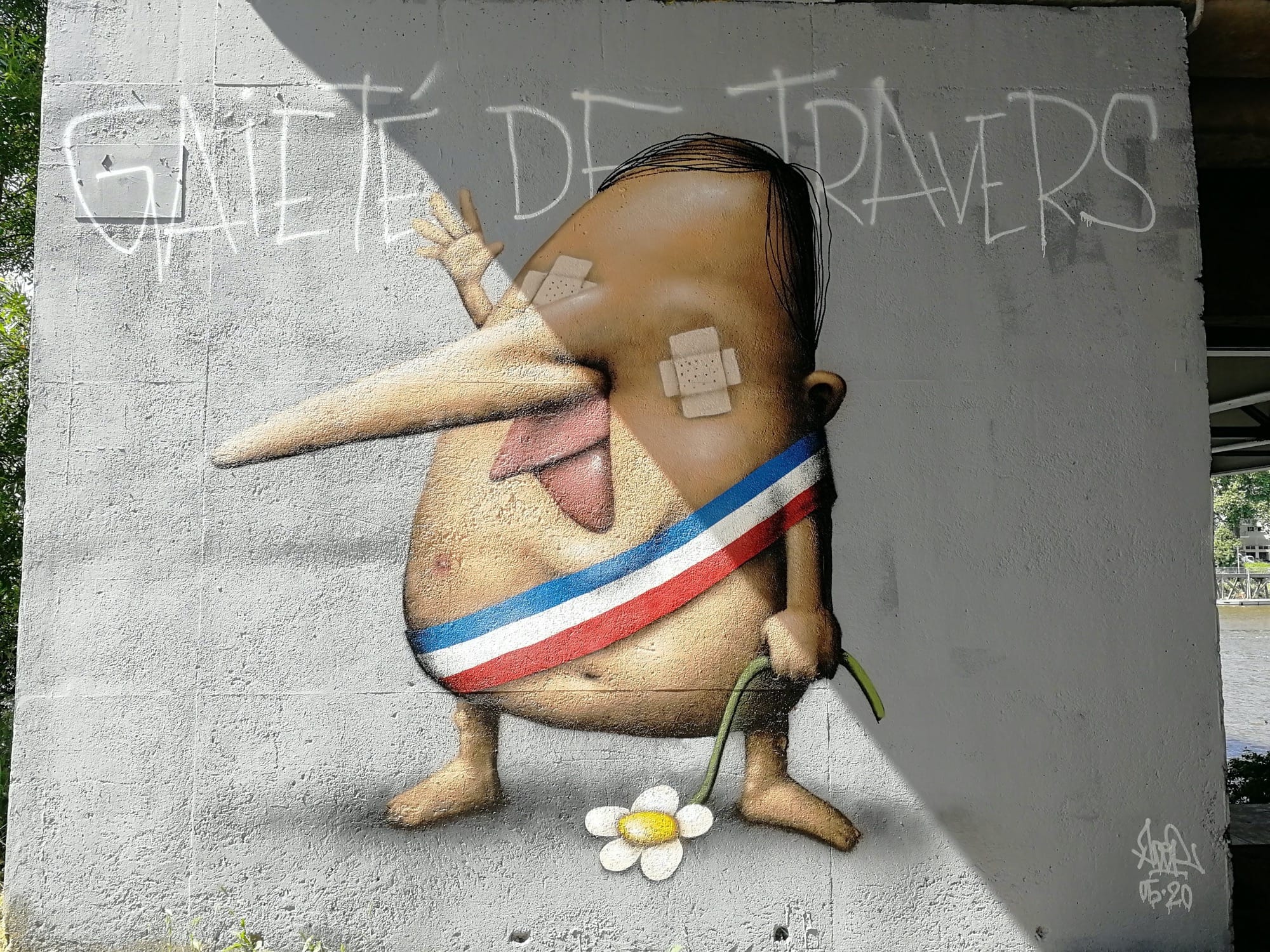 Graffiti 4152 Gaité de travers de Ador à Nantes France