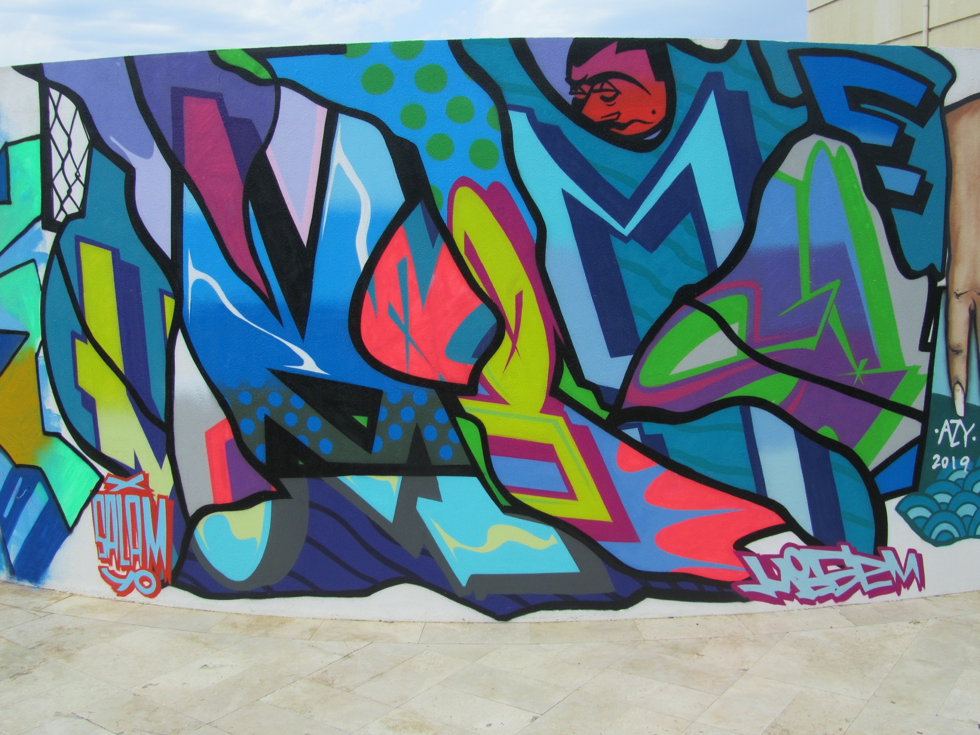 Graffiti 4346 All-4-One at Pullman Baku by the artist Moosem135 captured by elettrotajik in Bakı Azerbaijan