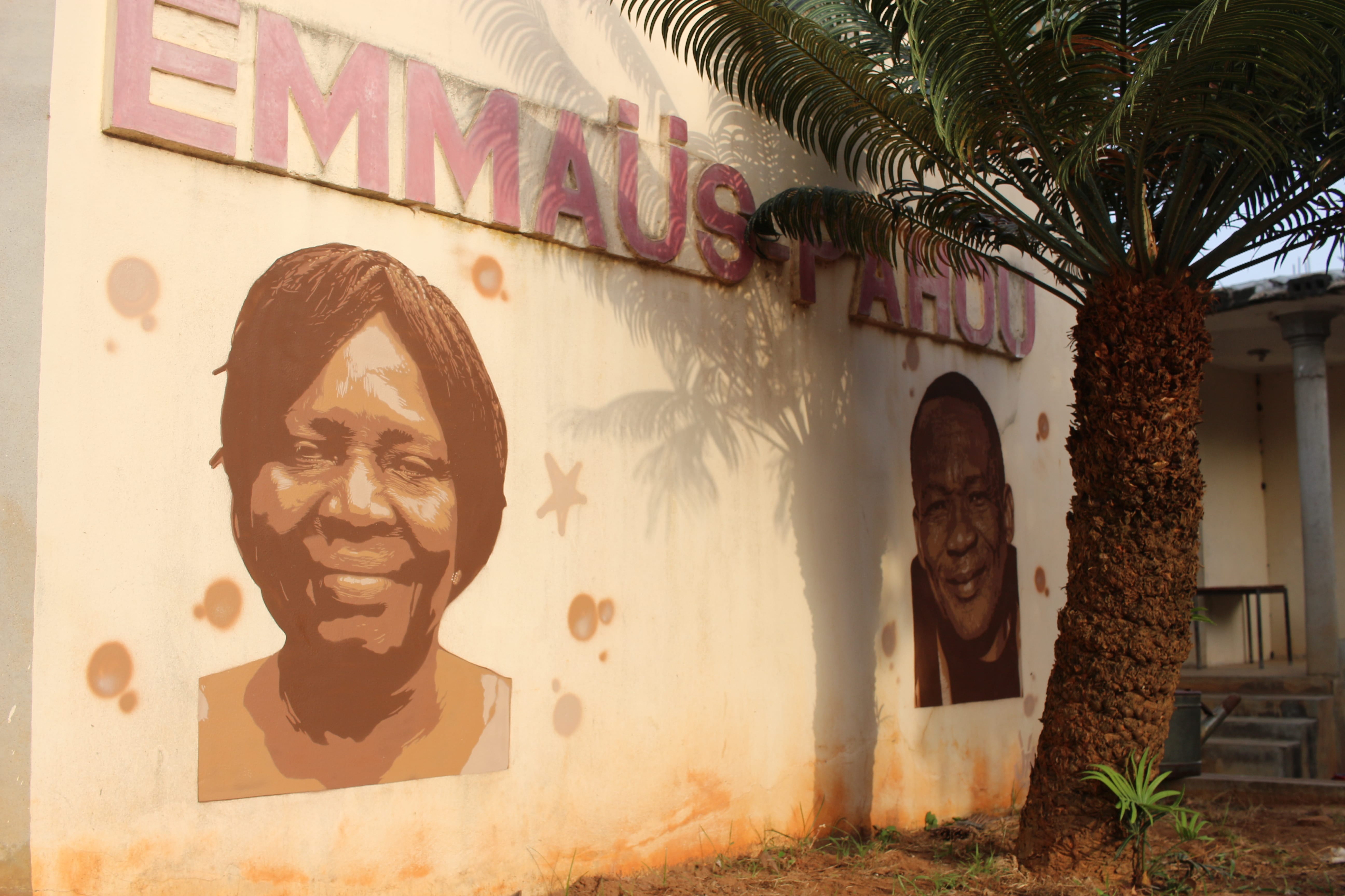 Graffiti 4645 Emmaüs by the artist Jinks Kunst captured by Jinks Kunst in Godomey Benin