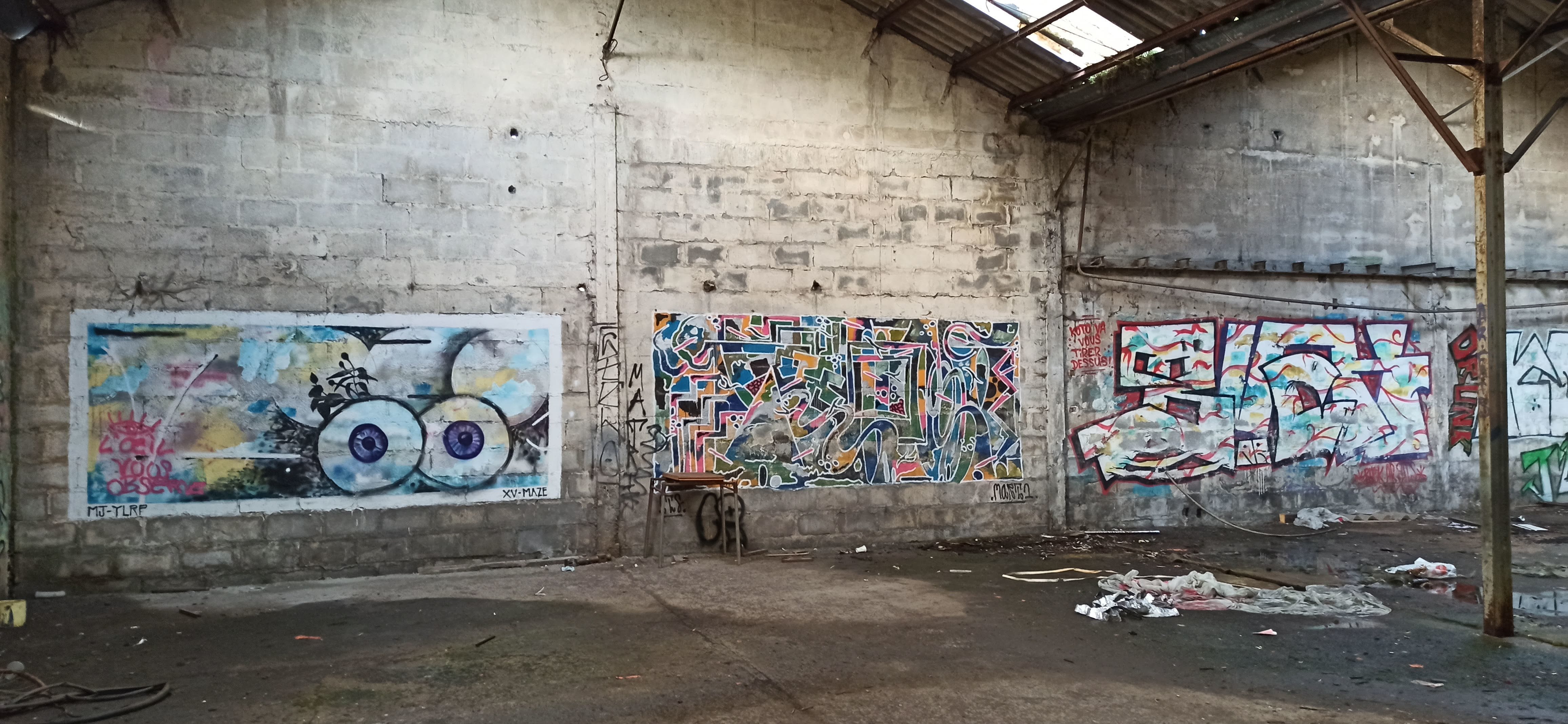 Graffiti 4834  capturé par Rabot à Lorient France