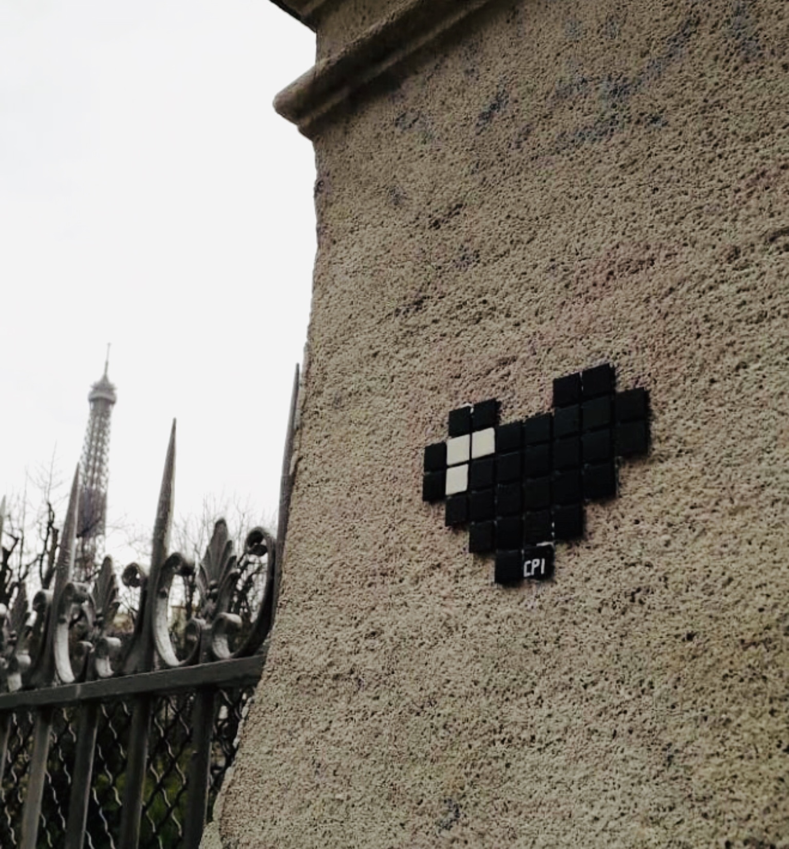 Sticking 5157 Pixel heart by the artist Coeur pixel captured by Artparis in Paris France
