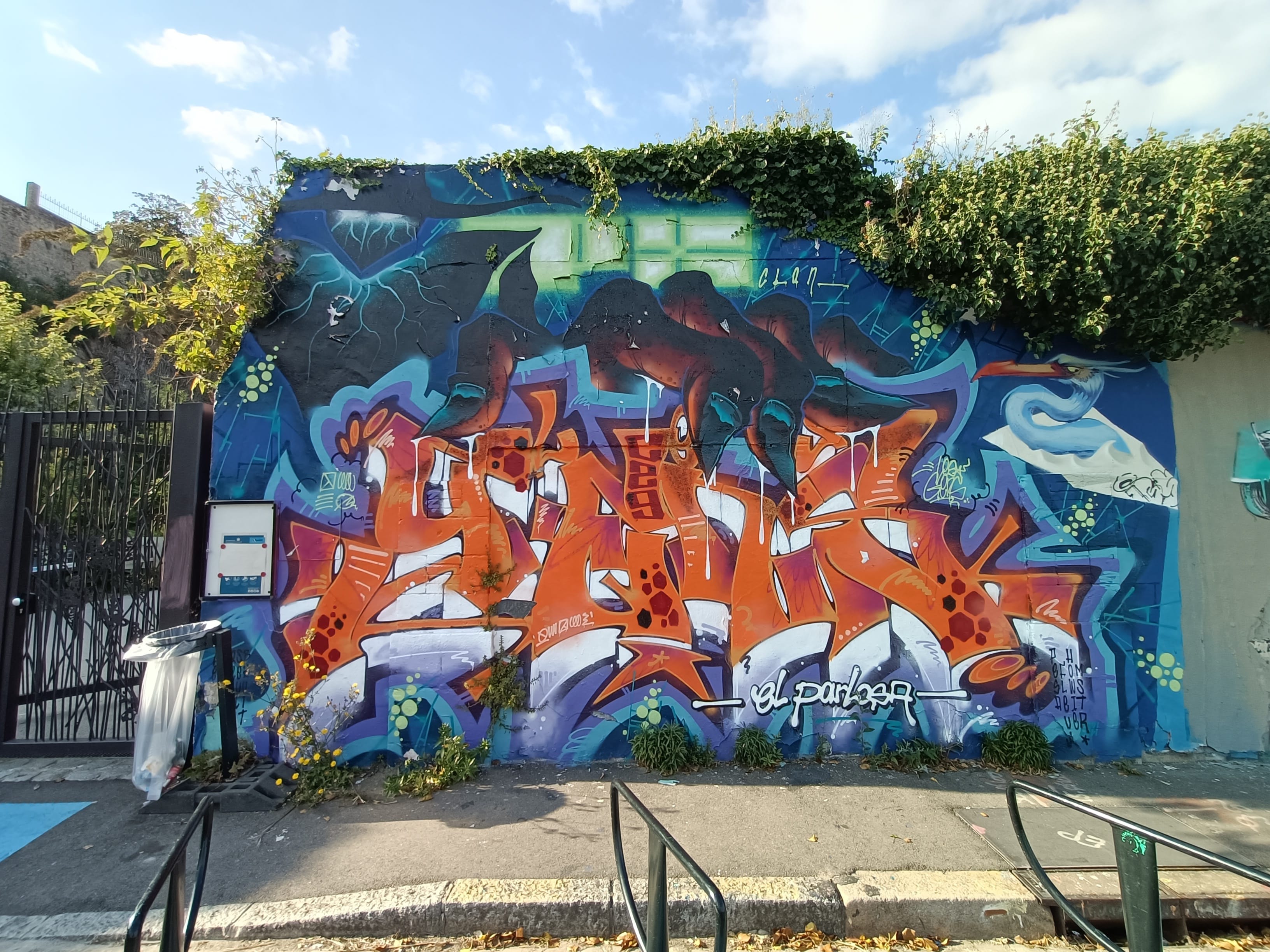 Graffiti 5453  captured by Rabot in Nantes France