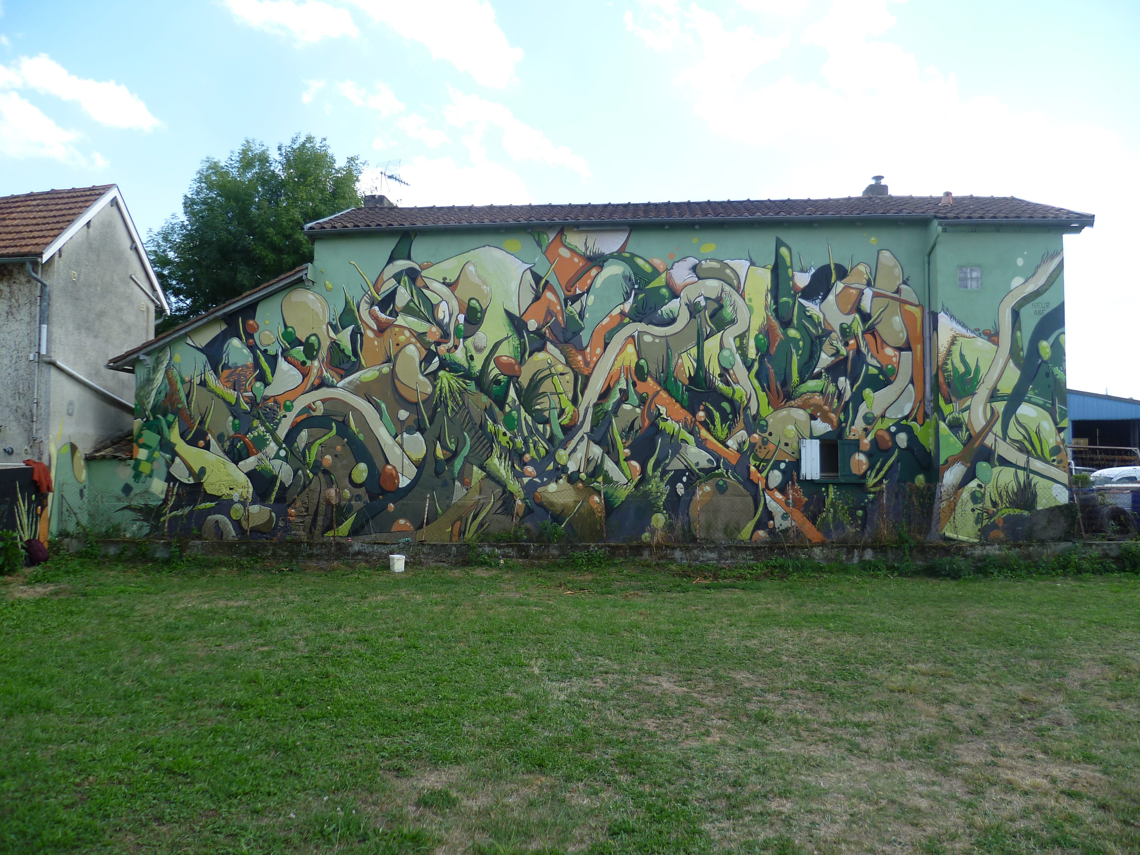 Graffiti 5839 neur abf à Périgueux France