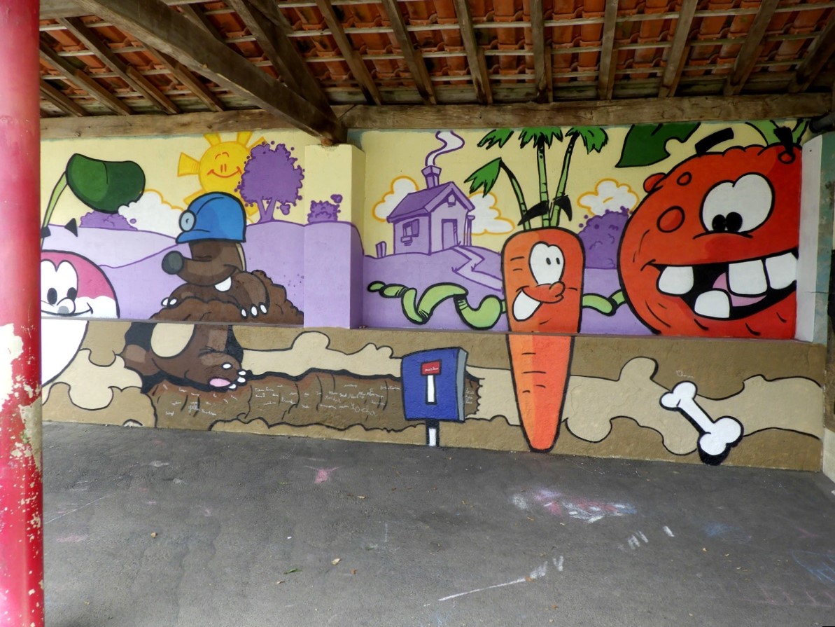 Graffiti 7845 Le potager by the artist Marcel Champion in Nontron France