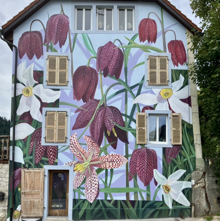 Fritillaries by Thiago Mazza: graffiti in Le Locle